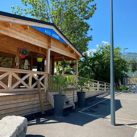 Camping Du Sierroz *